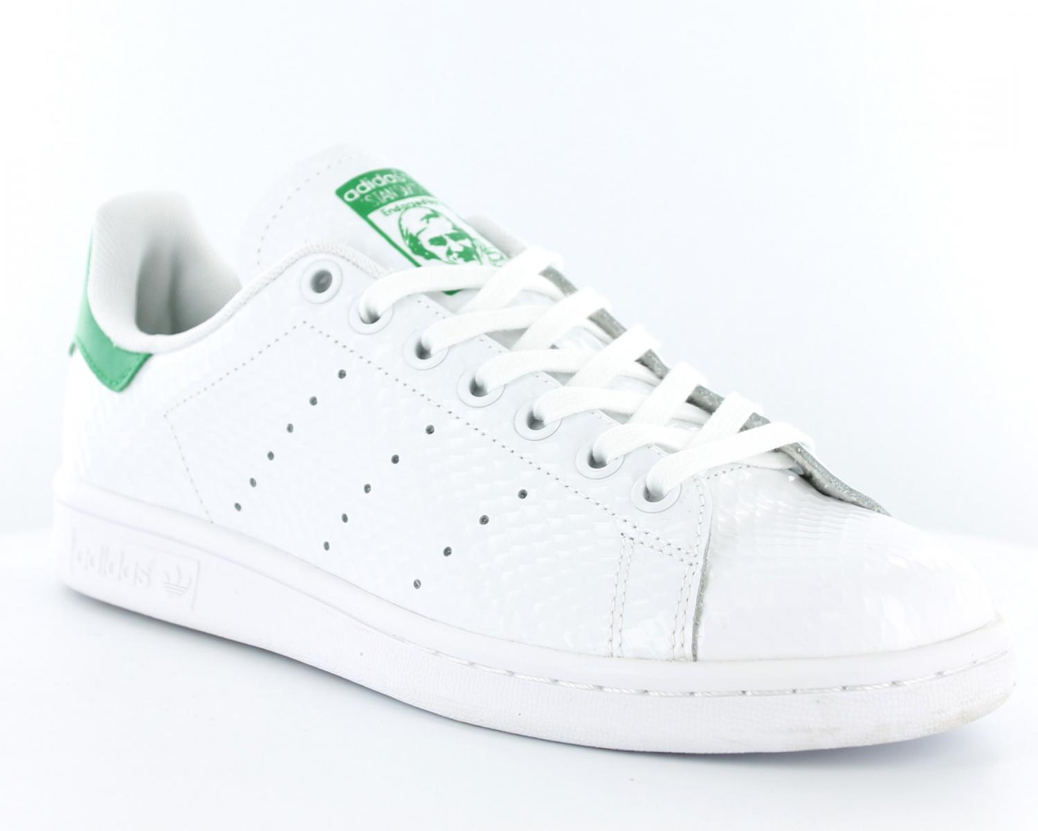 stan smith blanche et verte femme